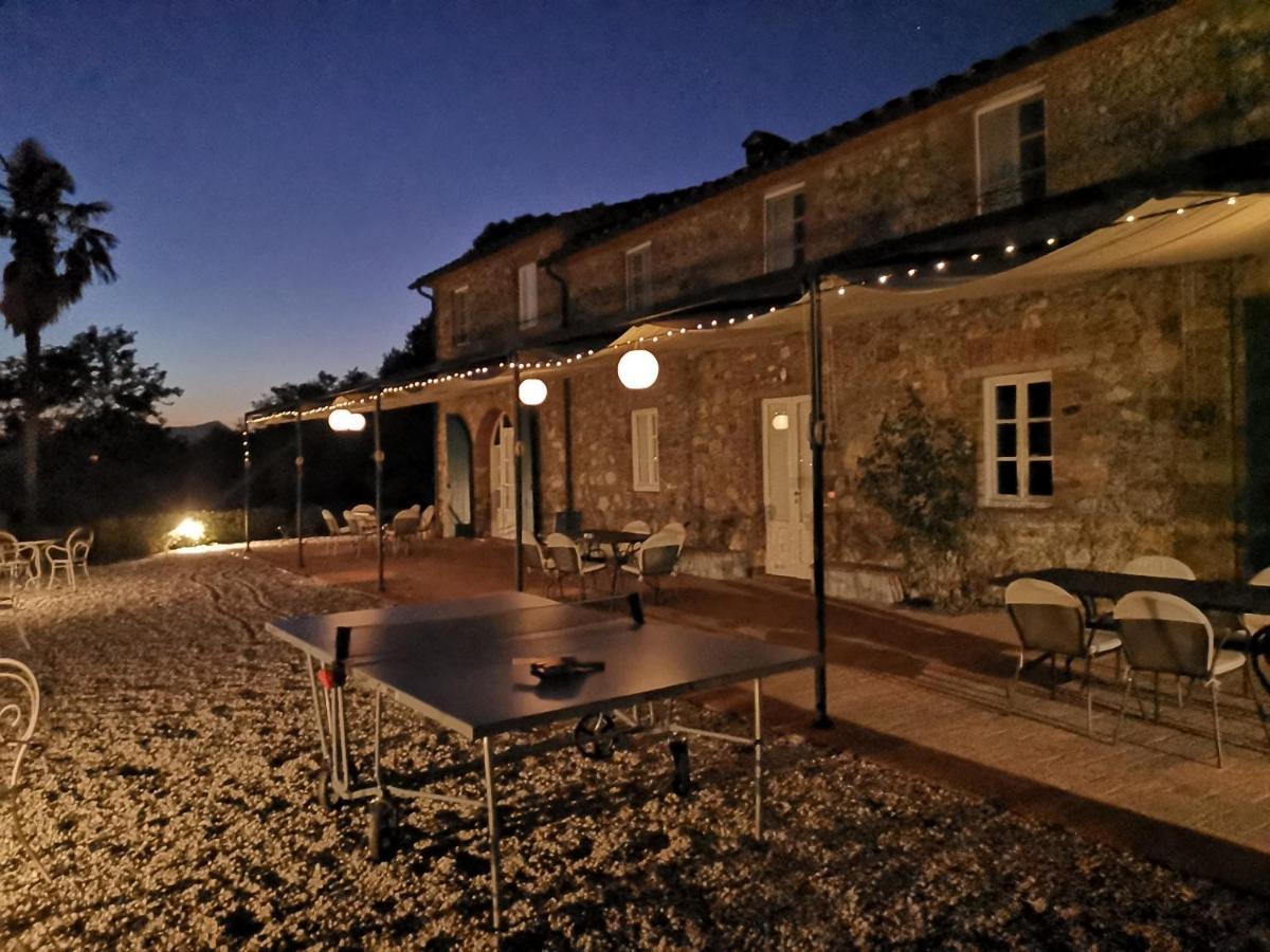 Accogliente Alloggio Con Vista E Piscina لوكا المظهر الخارجي الصورة