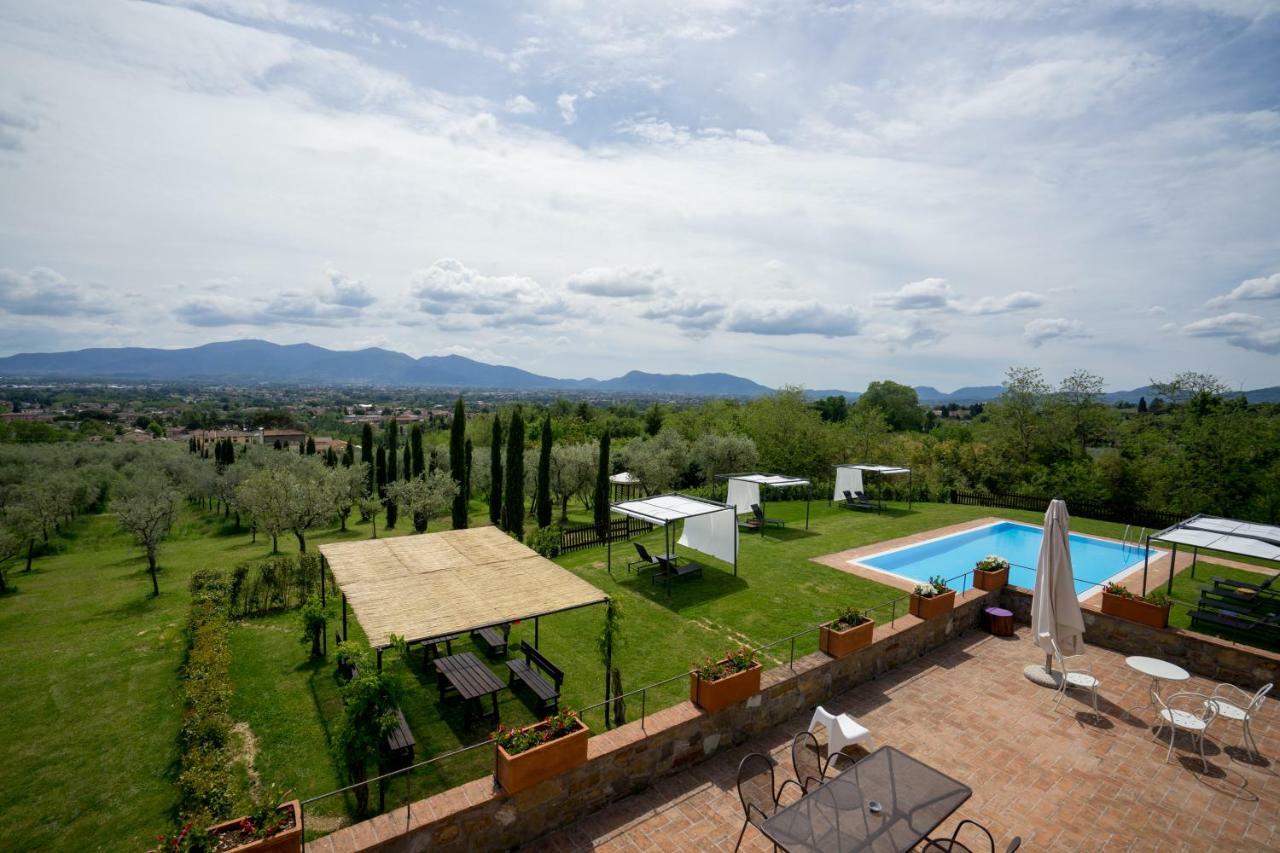 Accogliente Alloggio Con Vista E Piscina لوكا المظهر الخارجي الصورة